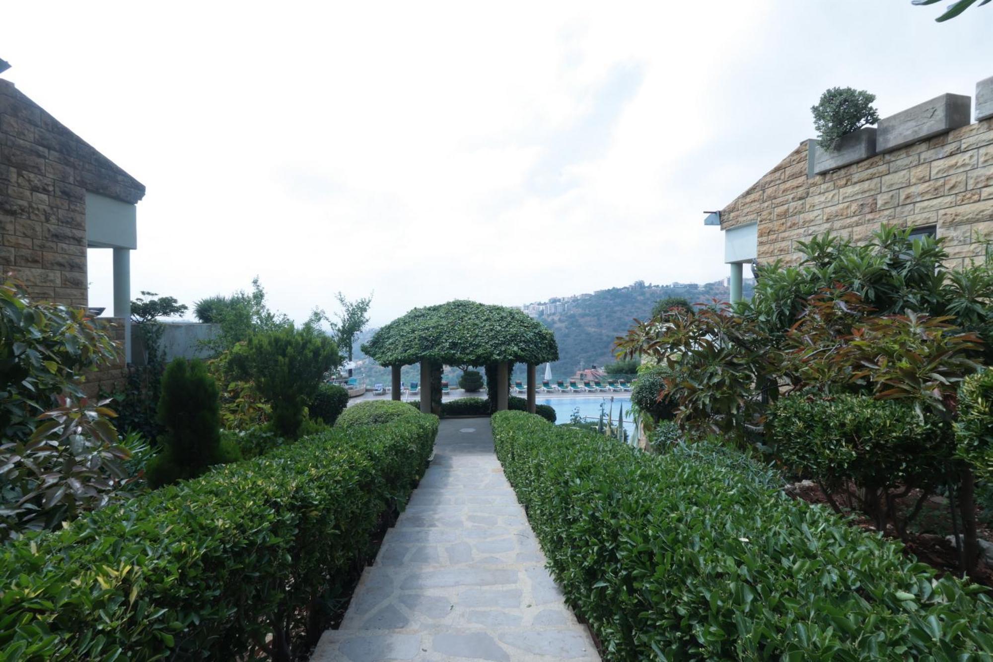 Monteverde Hotel Beit Mery Luaran gambar